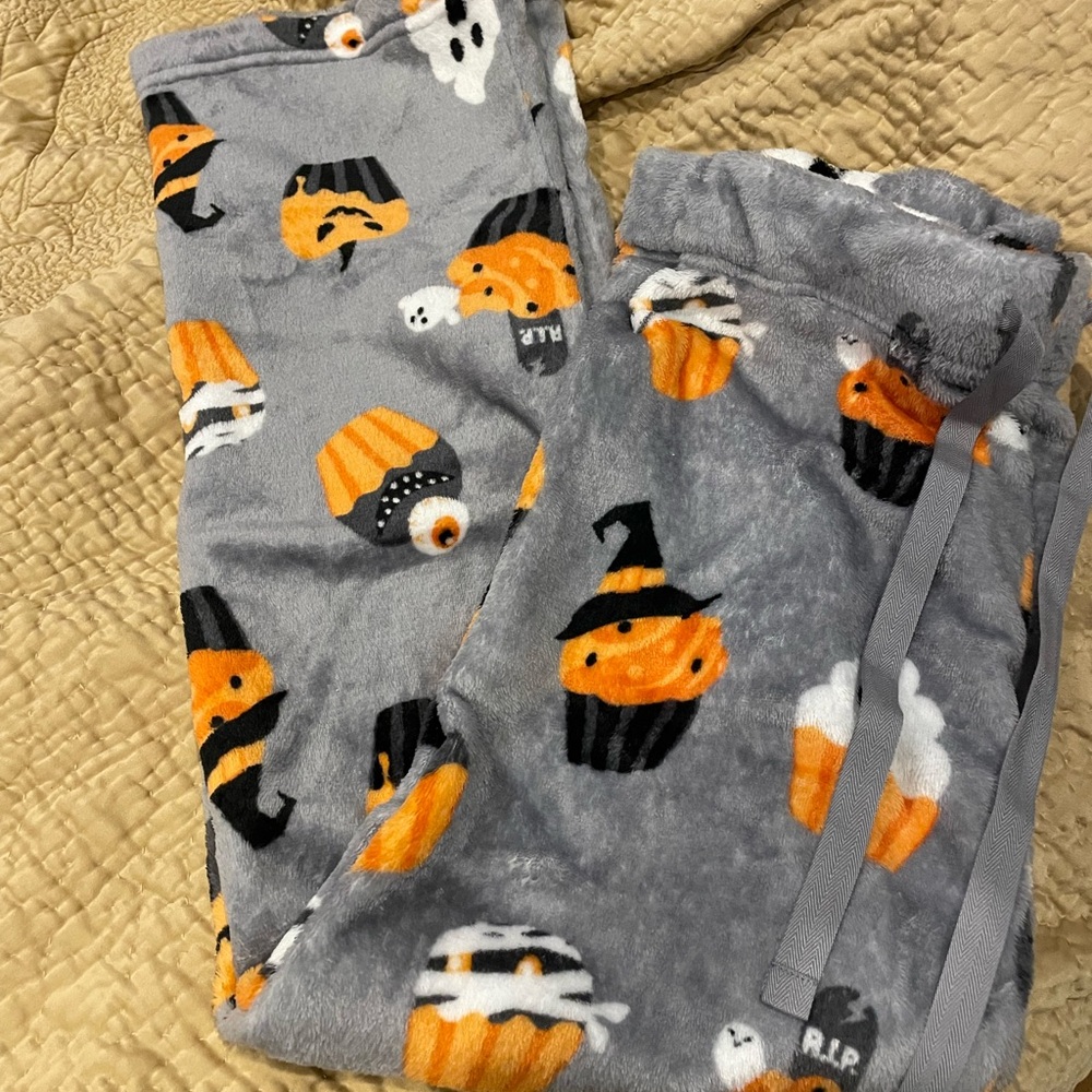 Halloween Daydream by Berkshire Sleep Pants Size L